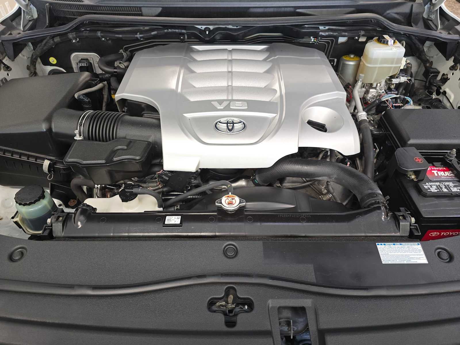 2017 Toyota Land Cruiser 4WD (Natl)
