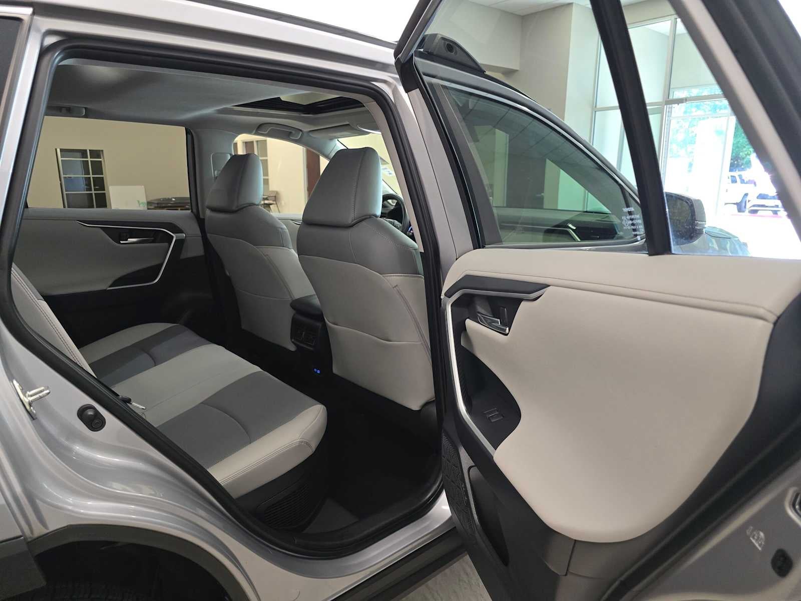 2022 Toyota RAV4 Hybrid Limited
