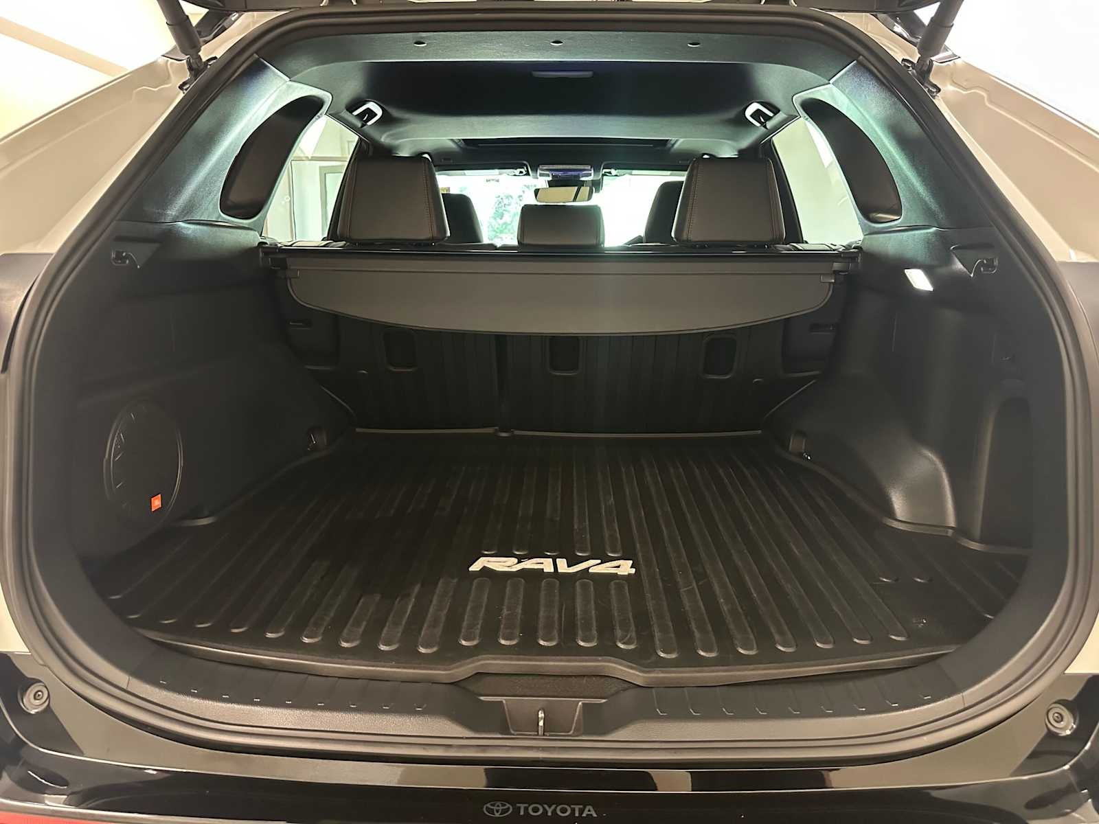 2024 Toyota RAV4 Prime XSE