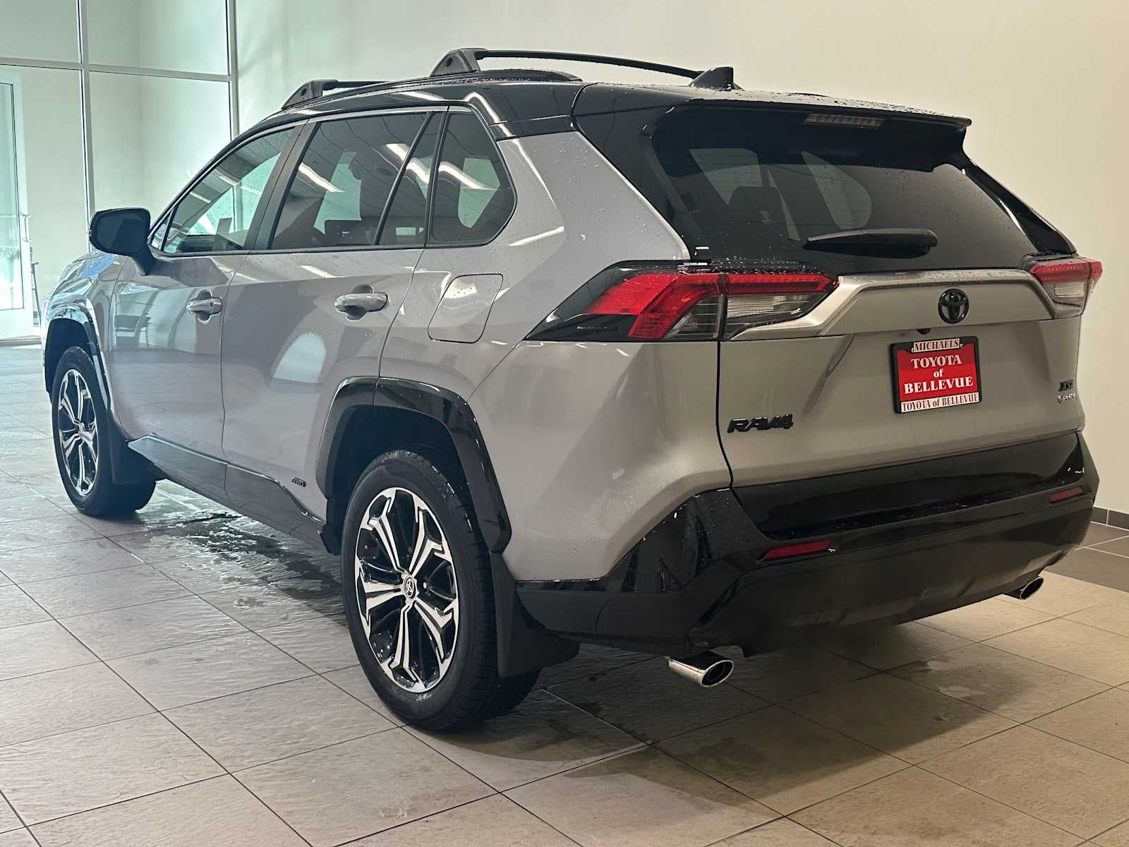 2025 Toyota RAV4 Plug-In Hybrid XSE