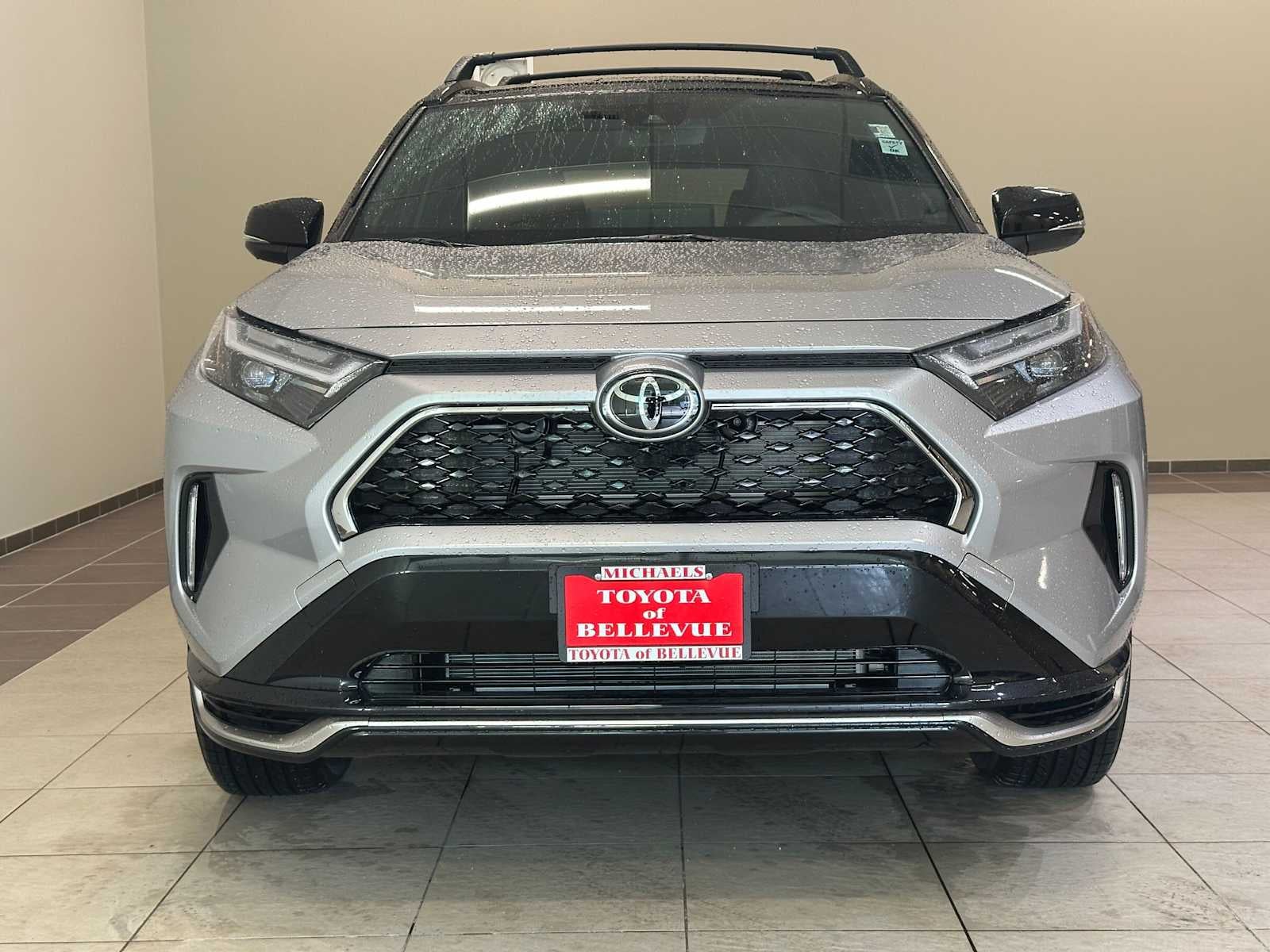 2025 Toyota RAV4 Plug-In Hybrid XSE