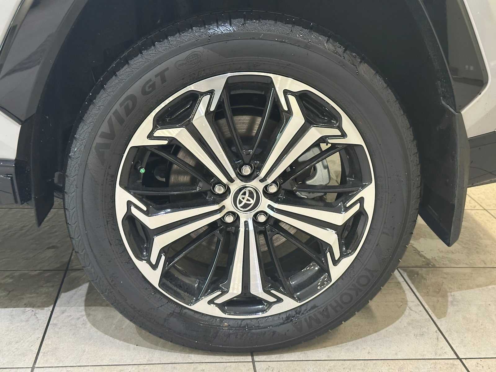 2025 Toyota RAV4 Plug-In Hybrid XSE