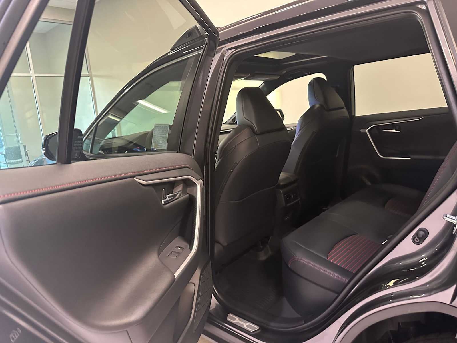 2025 Toyota RAV4 Plug-In Hybrid XSE