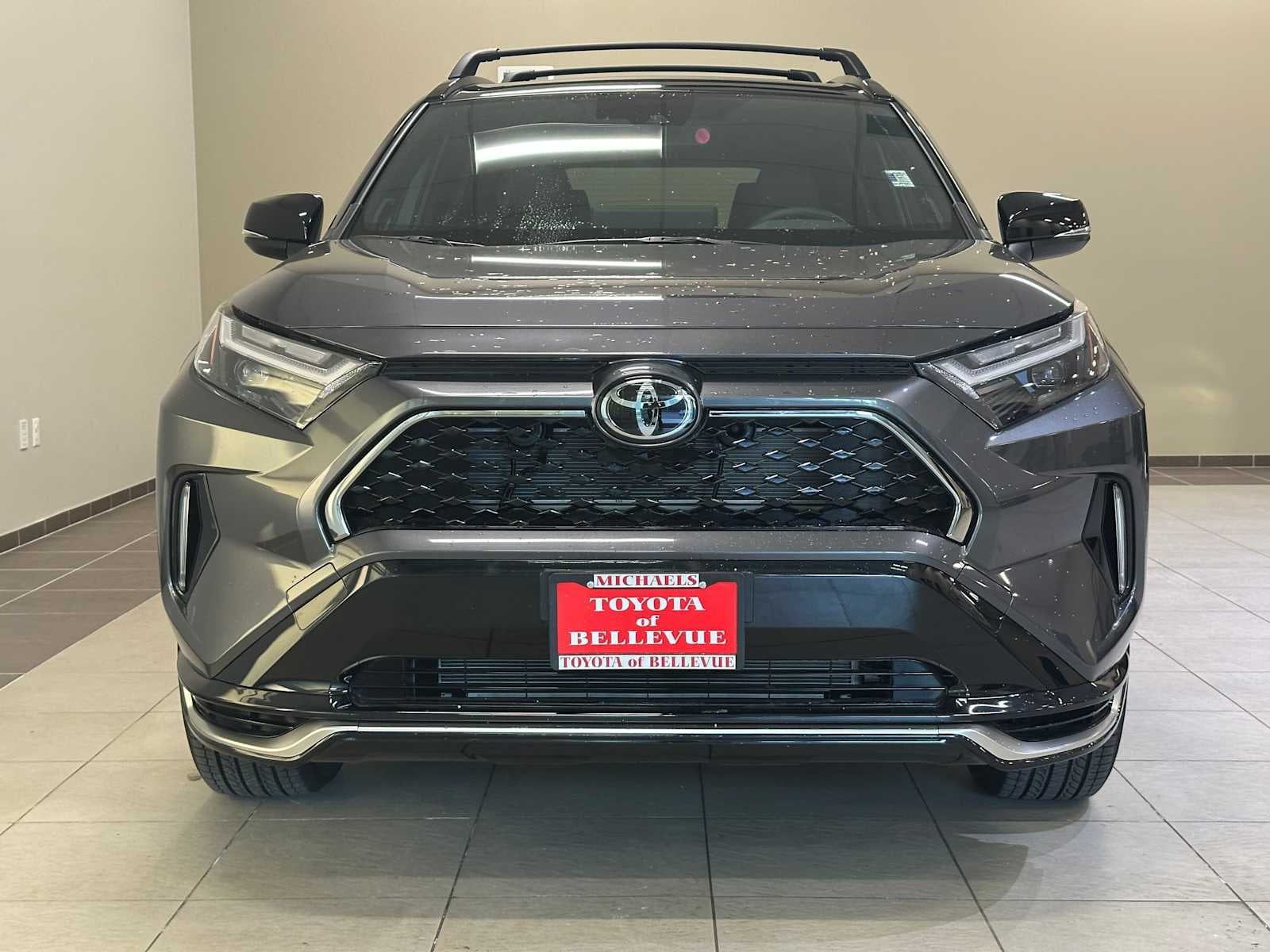 2025 Toyota RAV4 Plug-In Hybrid XSE