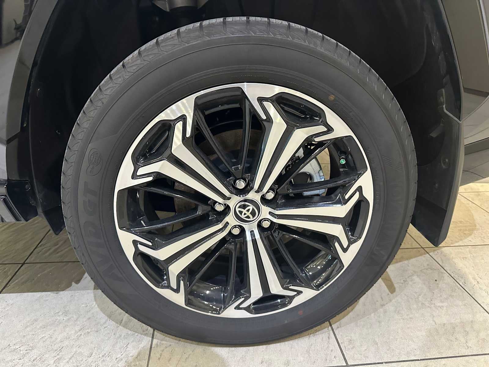 2025 Toyota RAV4 Plug-In Hybrid XSE