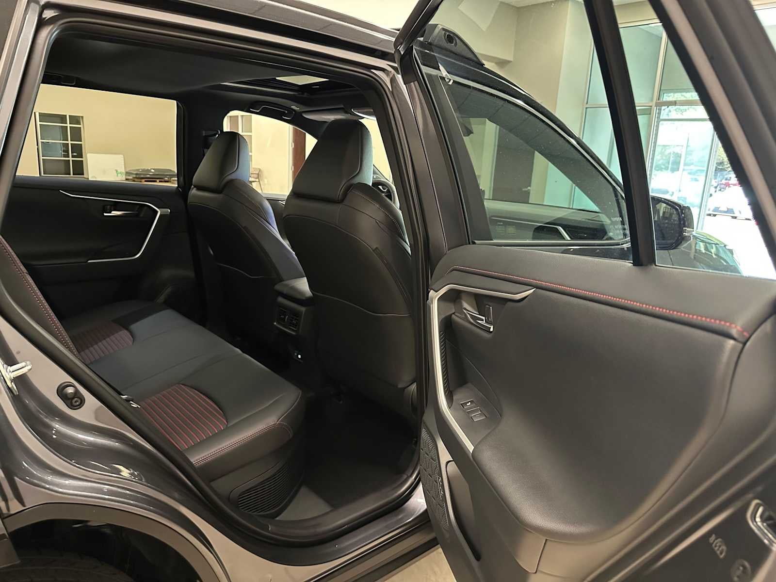 2025 Toyota RAV4 Plug-In Hybrid XSE