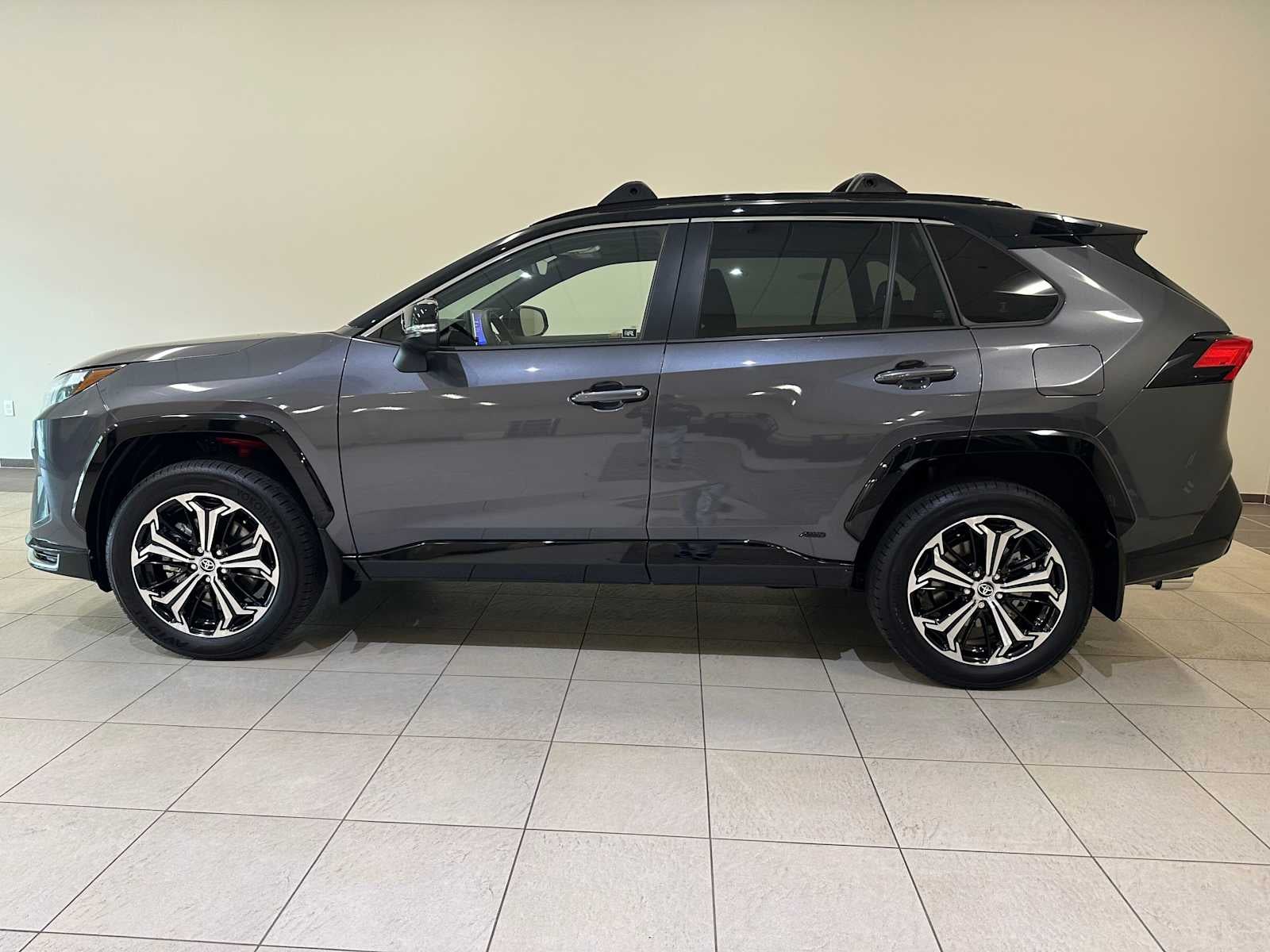 2025 Toyota RAV4 Plug-In Hybrid XSE