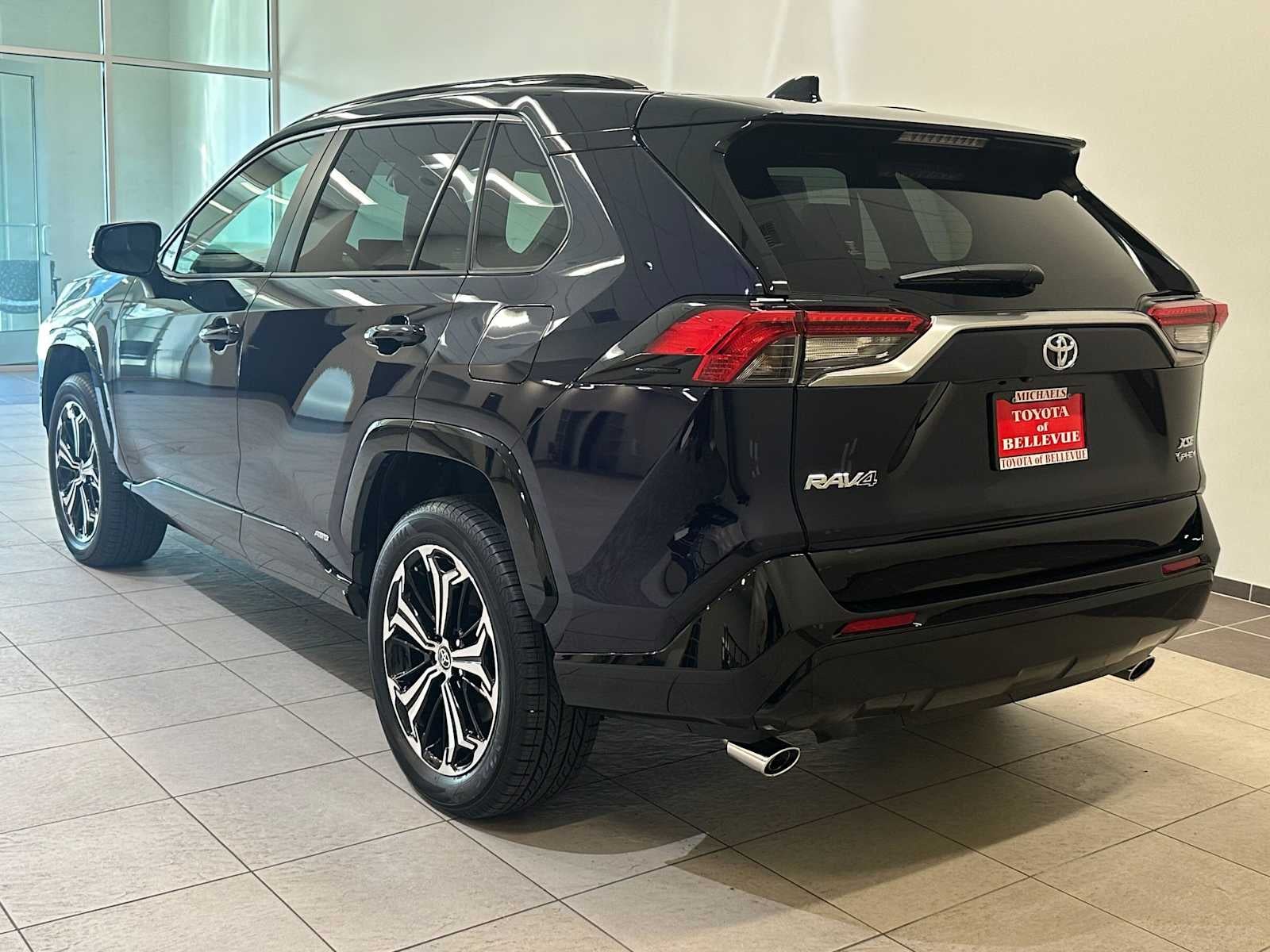 2025 Toyota RAV4 Plug-In Hybrid XSE