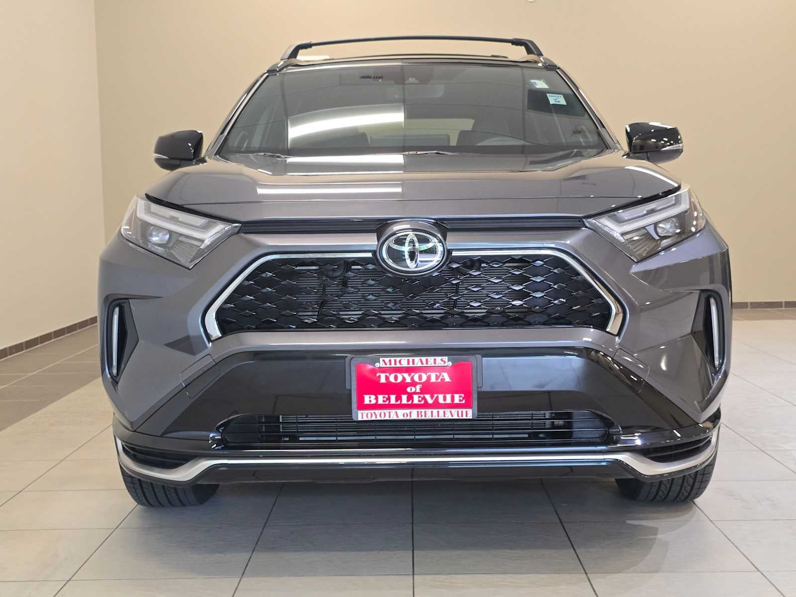 2025 Toyota RAV4 Plug-In Hybrid XSE