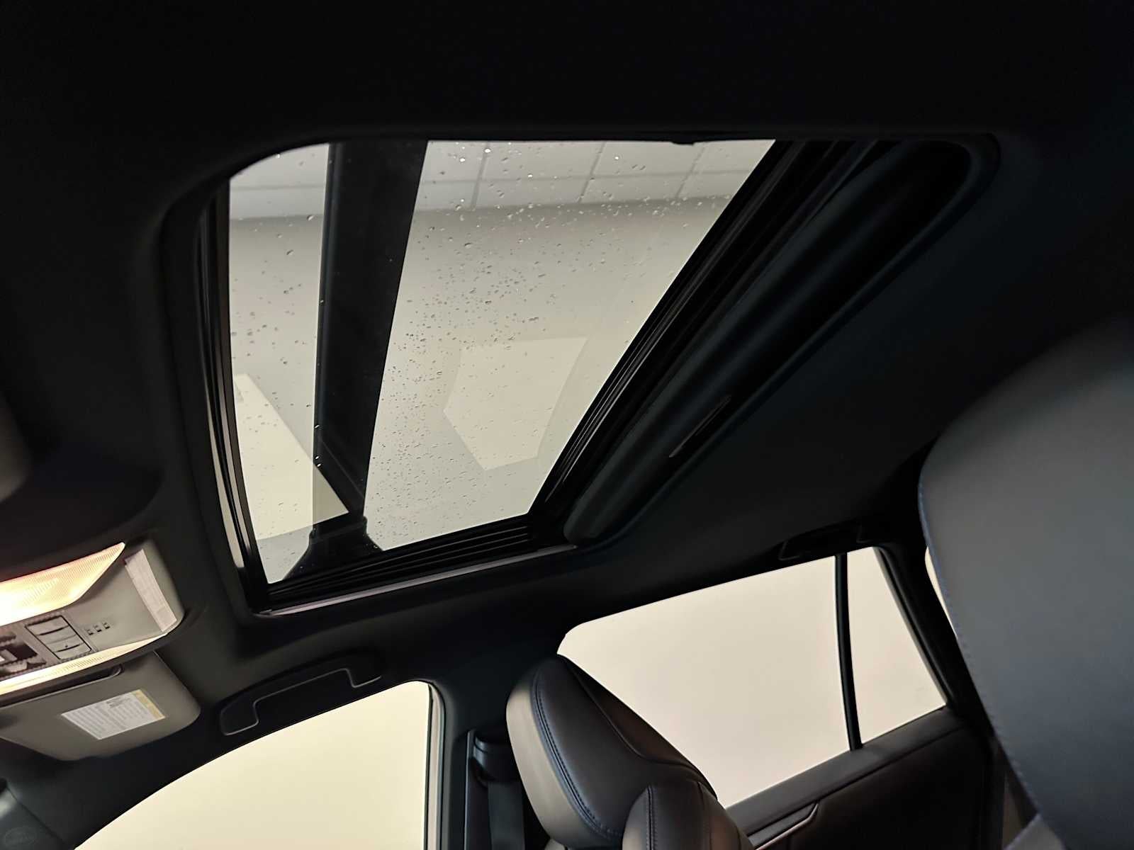 2019 Toyota RAV4 Hybrid XSE