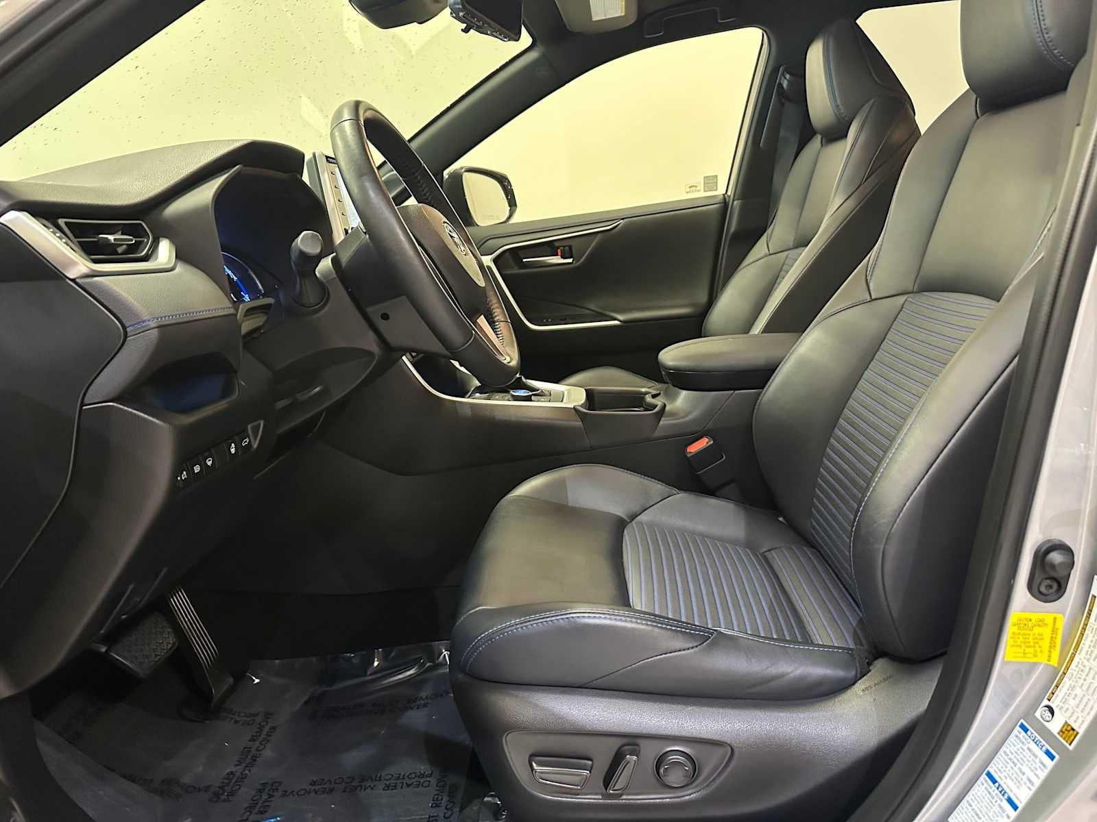 2019 Toyota RAV4 Hybrid XSE