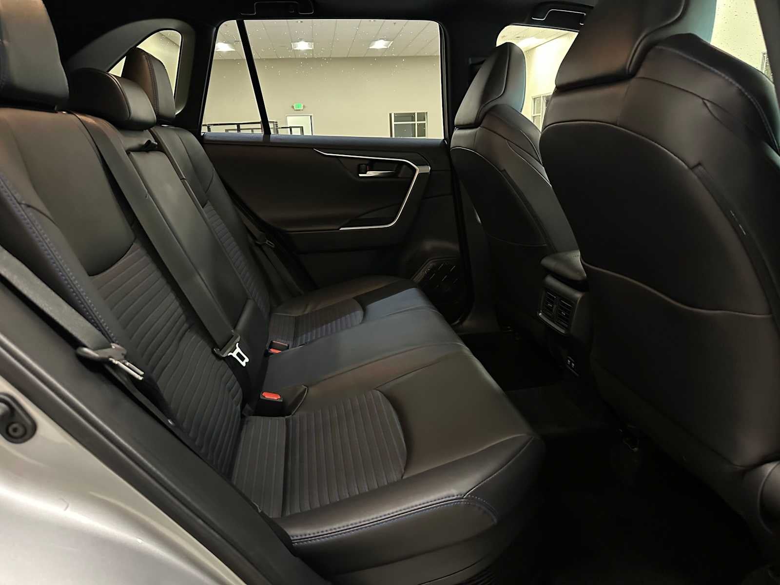 2019 Toyota RAV4 Hybrid XSE