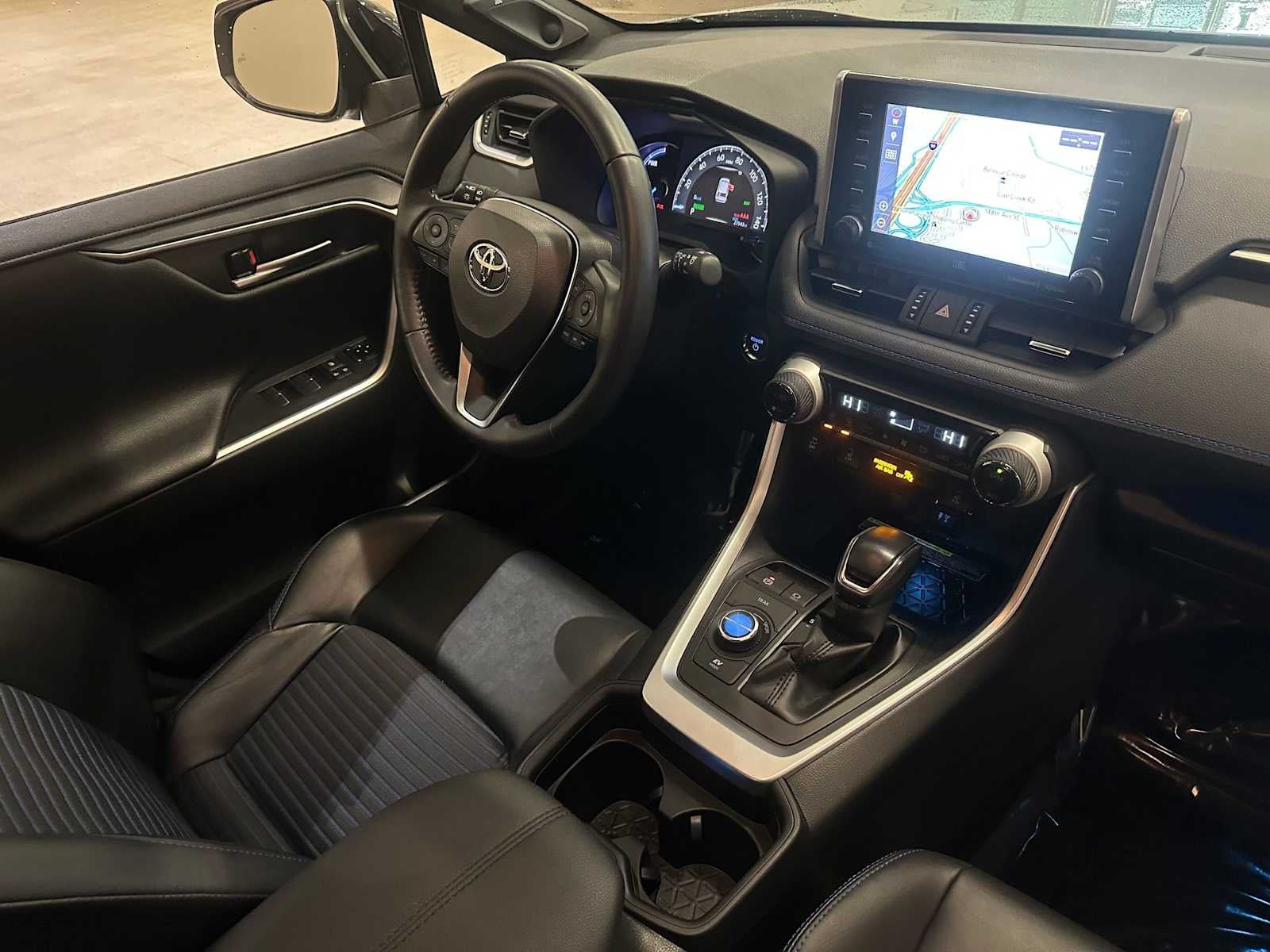 2019 Toyota RAV4 Hybrid XSE