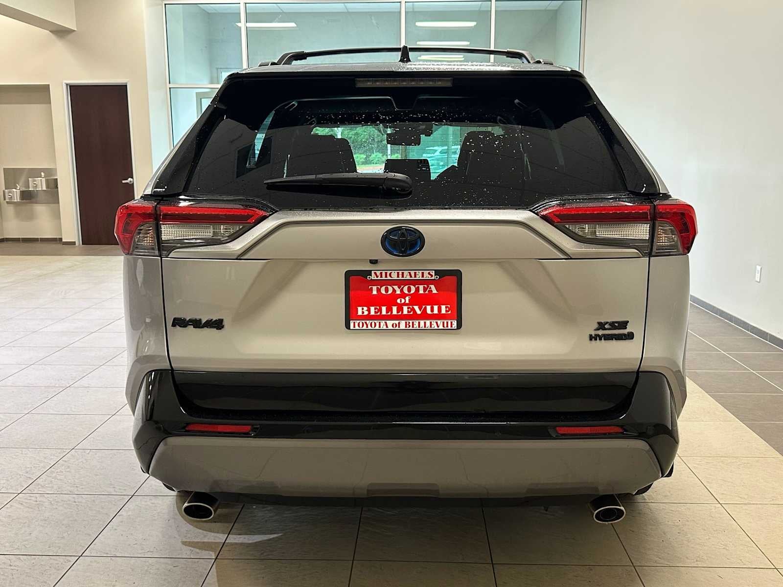 2019 Toyota RAV4 Hybrid XSE