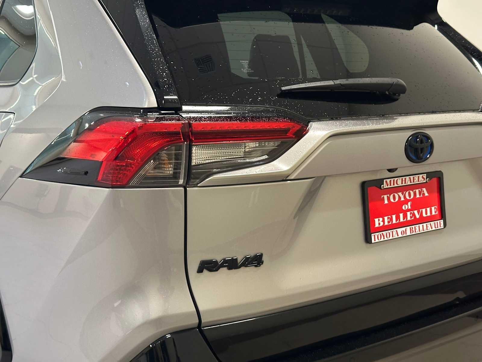 2019 Toyota RAV4 Hybrid XSE