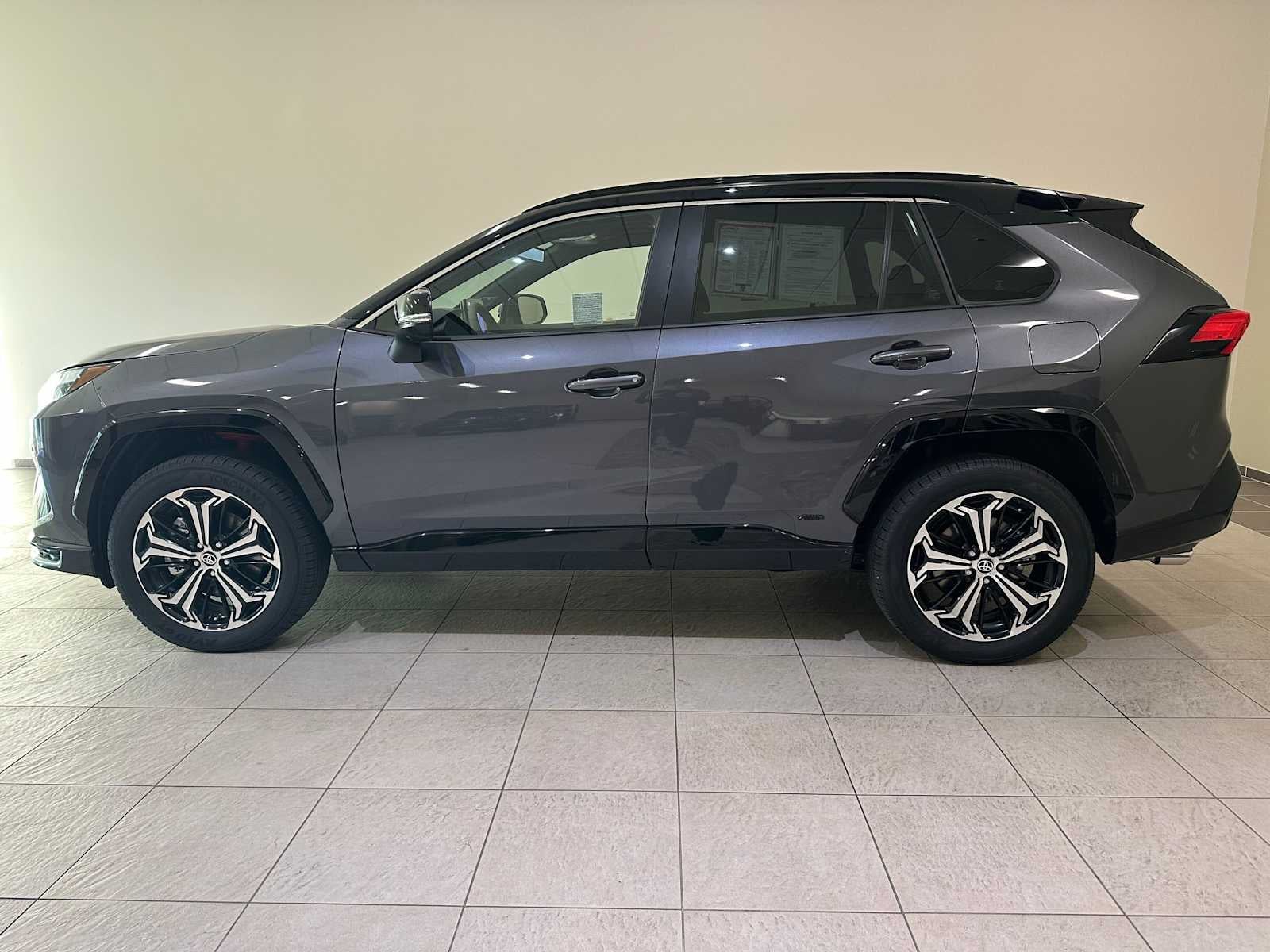 2025 Toyota RAV4 Plug-In Hybrid XSE