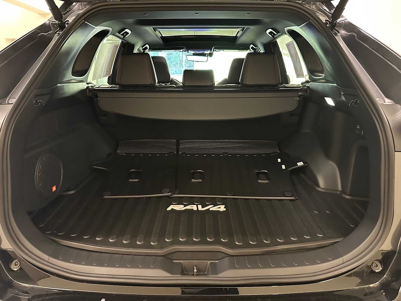 2025 Toyota RAV4 Plug-In Hybrid XSE