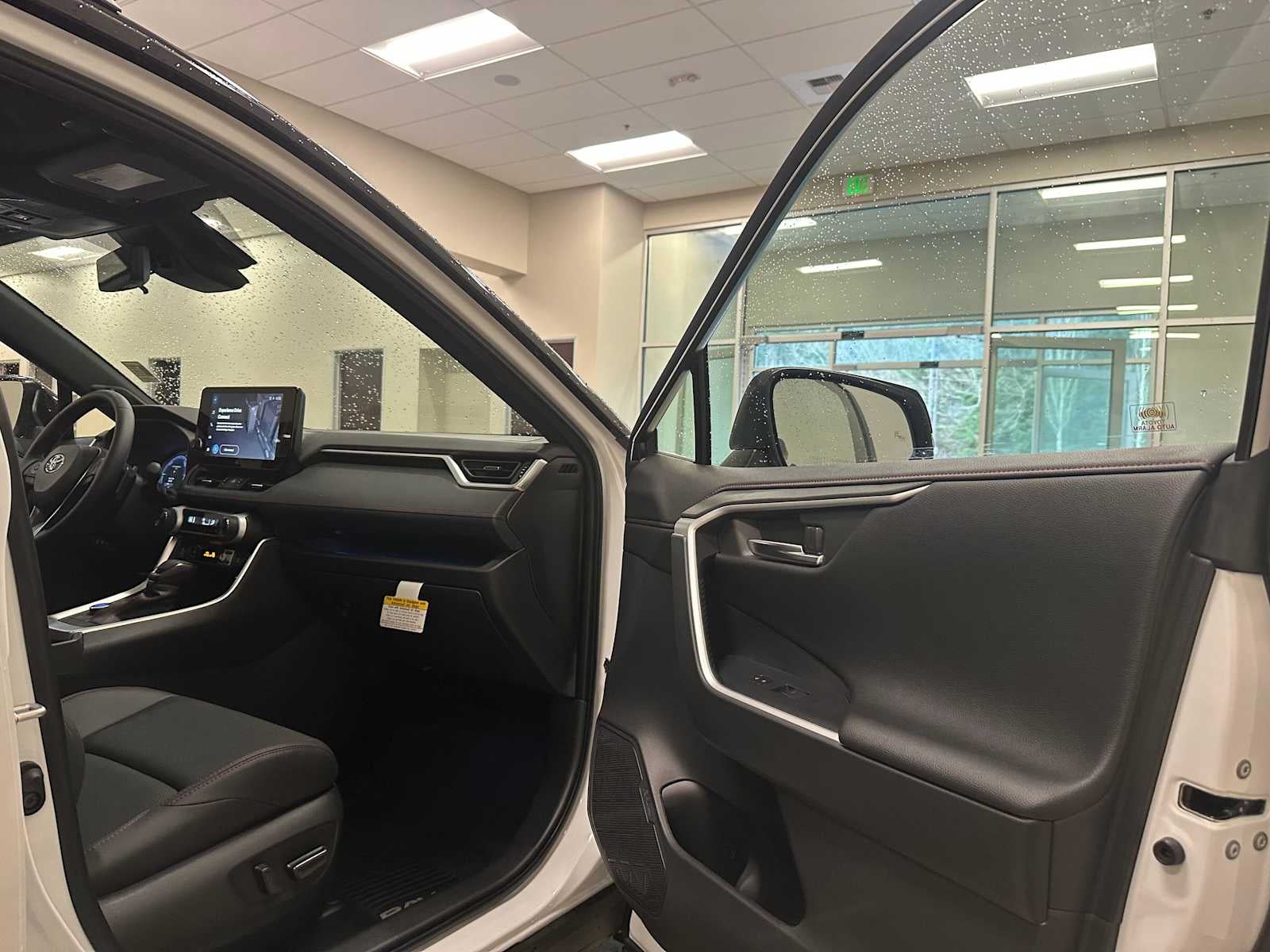 2025 Toyota RAV4 Plug-In Hybrid XSE