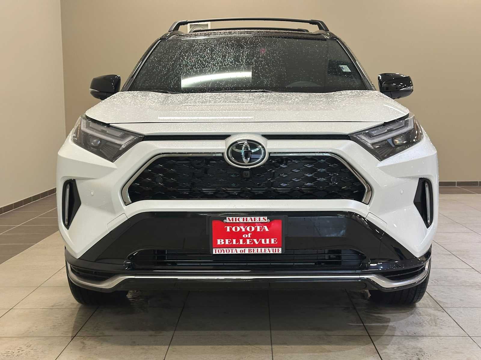 2025 Toyota RAV4 Plug-In Hybrid XSE