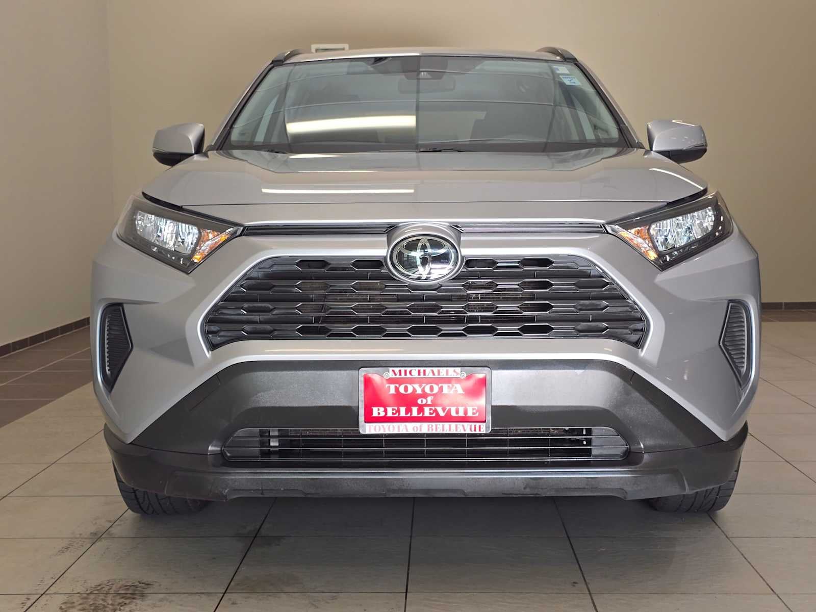 2019 Toyota RAV4 LE