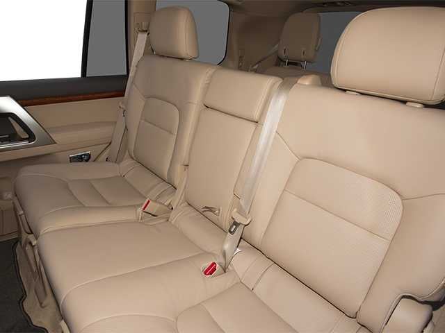 2013 Toyota Land Cruiser 4dr 4WD (Natl)
