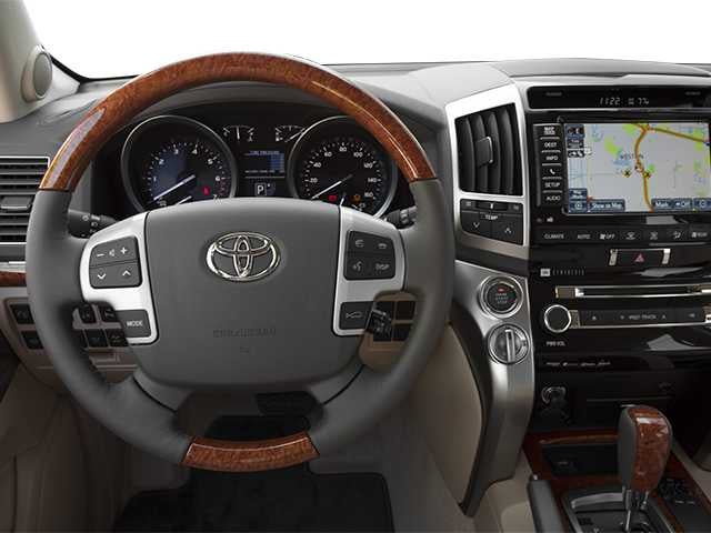 2013 Toyota Land Cruiser 4dr 4WD (Natl)