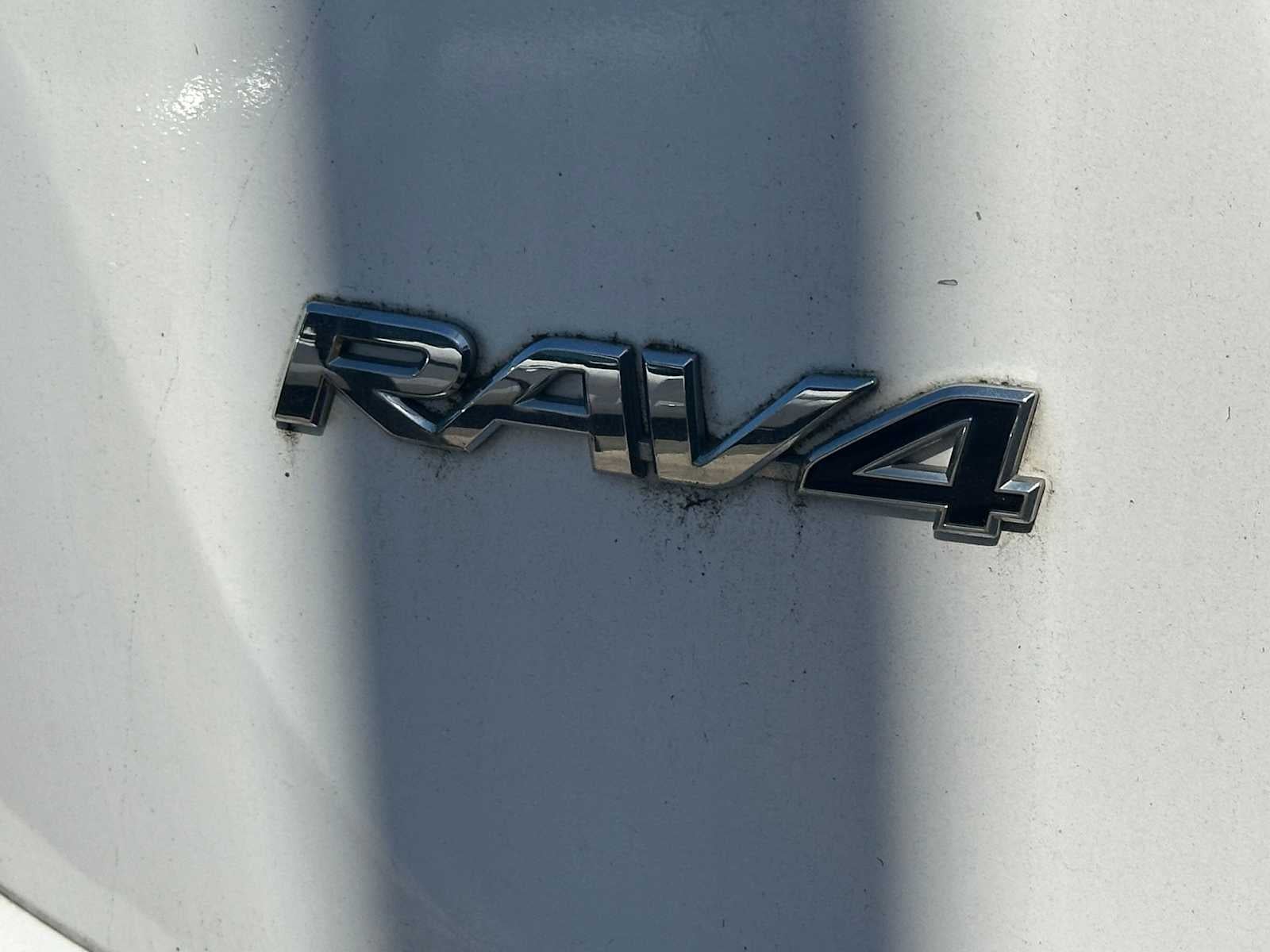 2017 Toyota RAV4 SE
