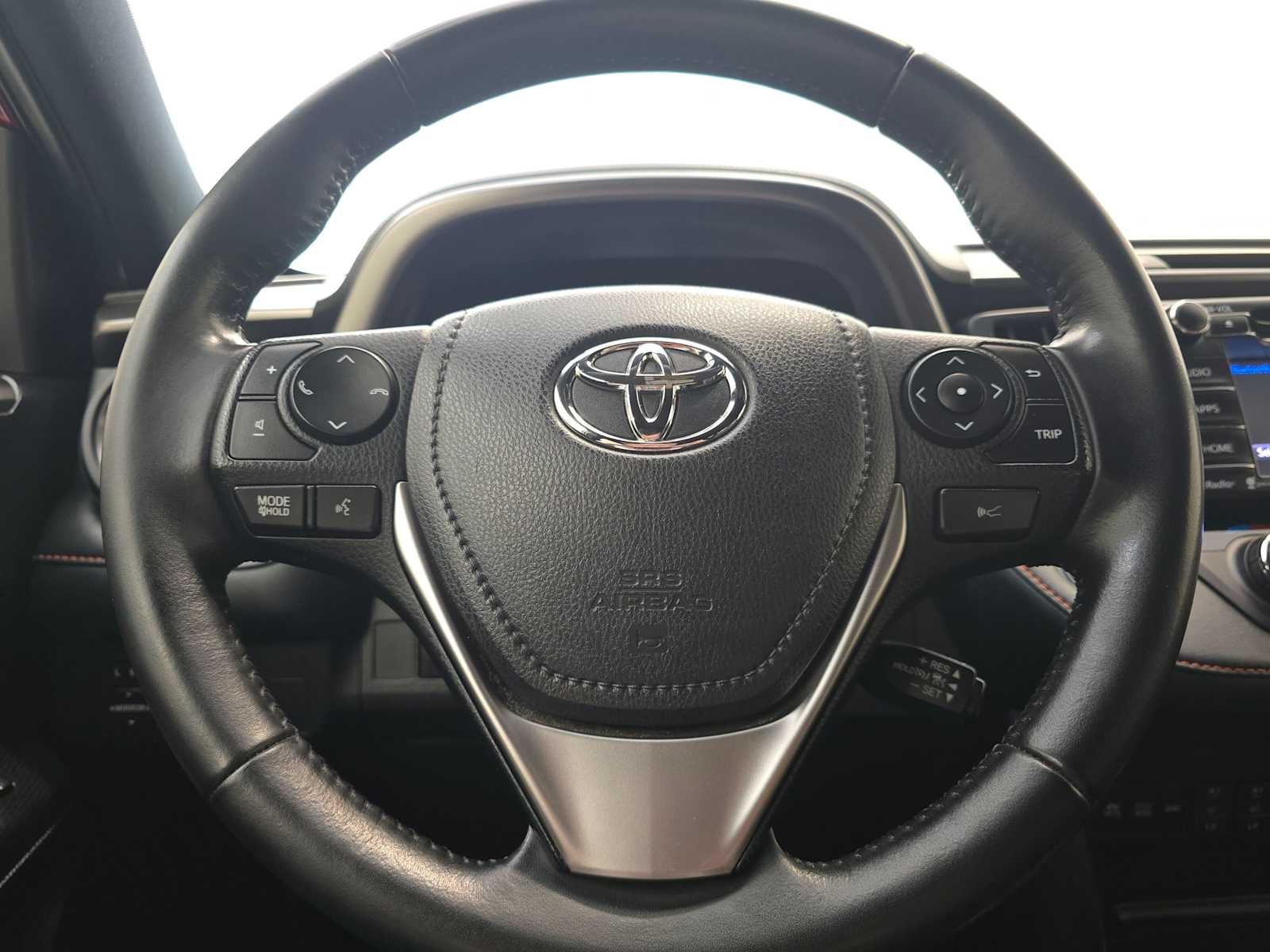 2018 Toyota RAV4 Hybrid SE