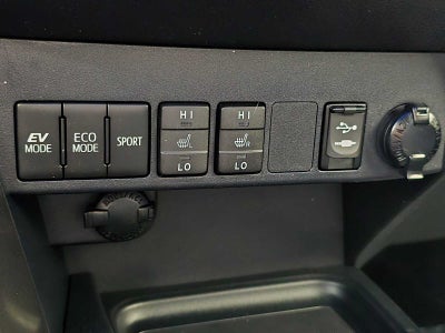 2018 Toyota RAV4 Hybrid SE