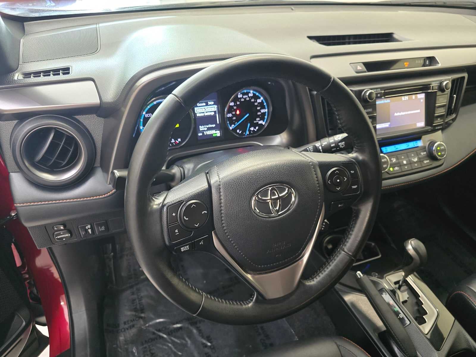 2018 Toyota RAV4 Hybrid SE