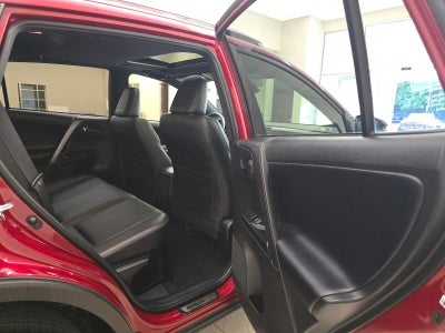 2018 Toyota RAV4 Hybrid SE