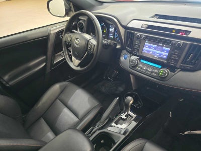 2018 Toyota RAV4 Hybrid SE