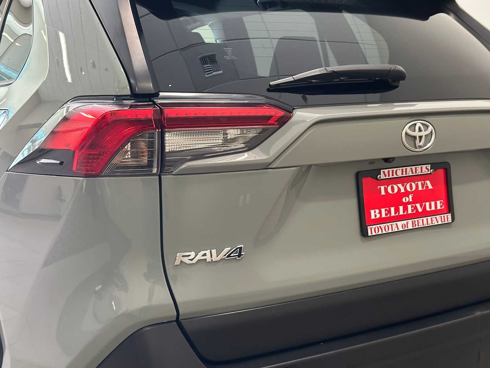 2023 Toyota RAV4 XLE