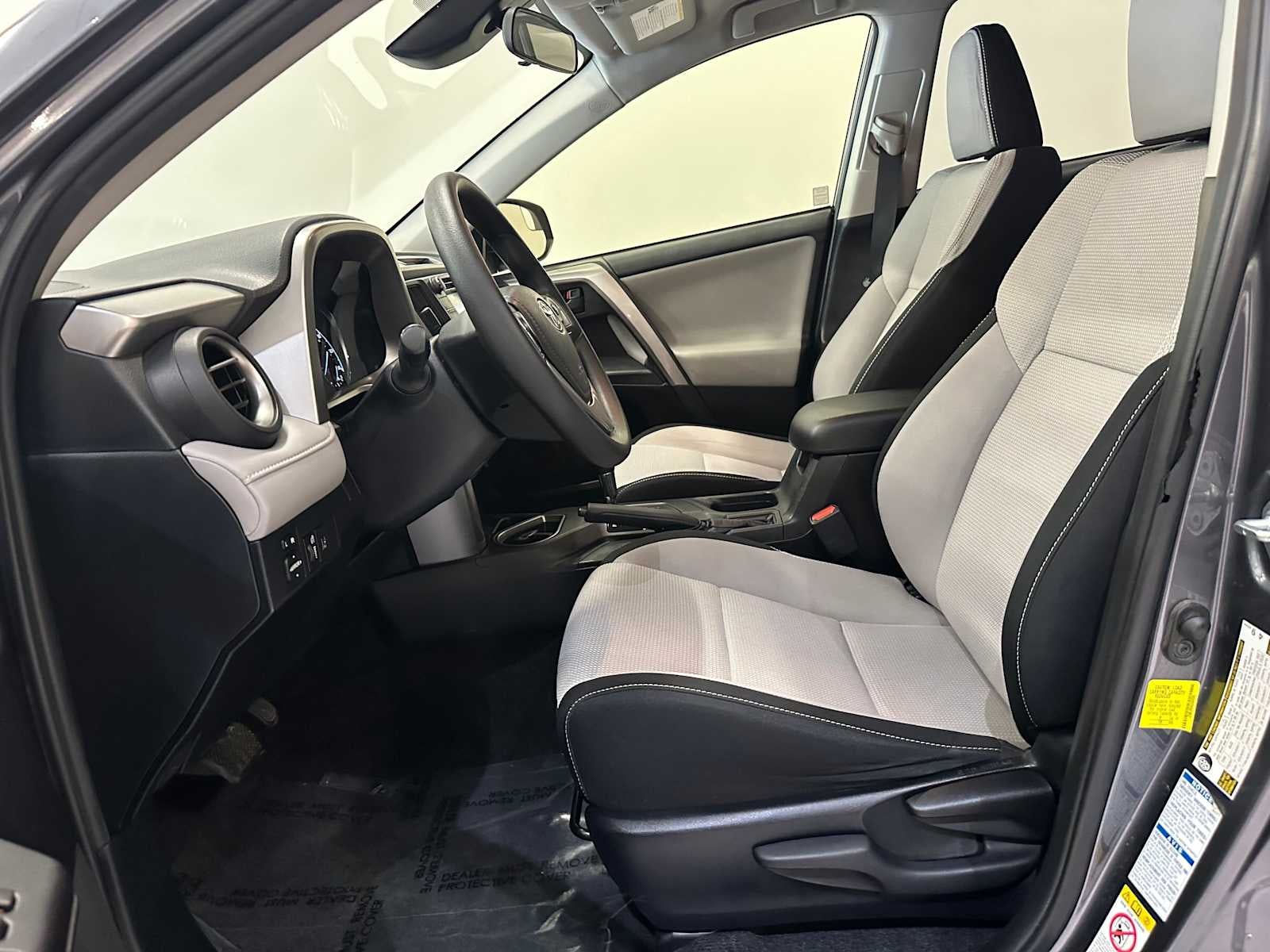2018 Toyota RAV4 Hybrid LE