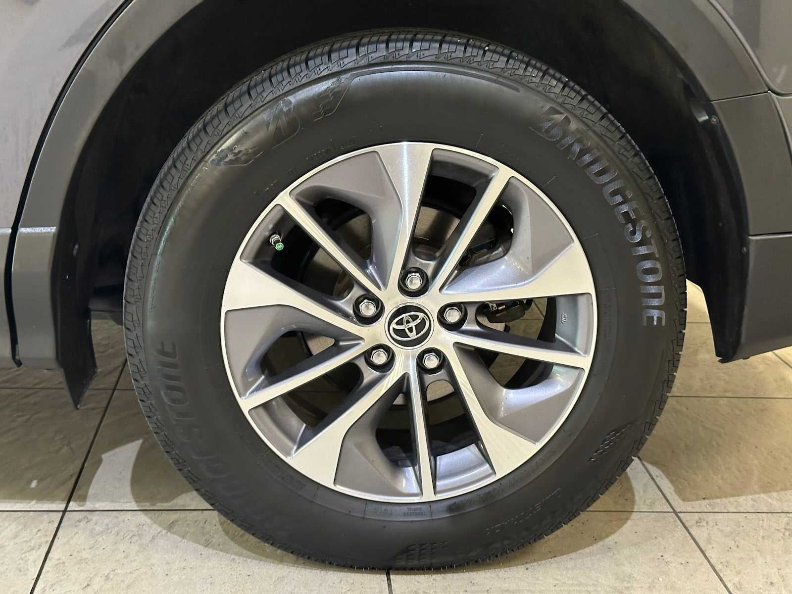 2018 Toyota RAV4 Hybrid LE
