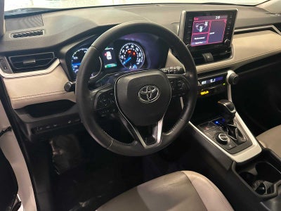 2019 Toyota RAV4 Hybrid XLE