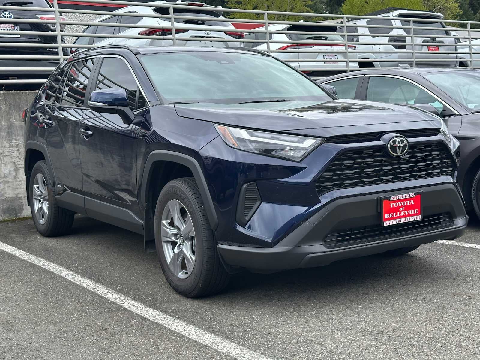 2025 Toyota RAV4 Hybrid XLE