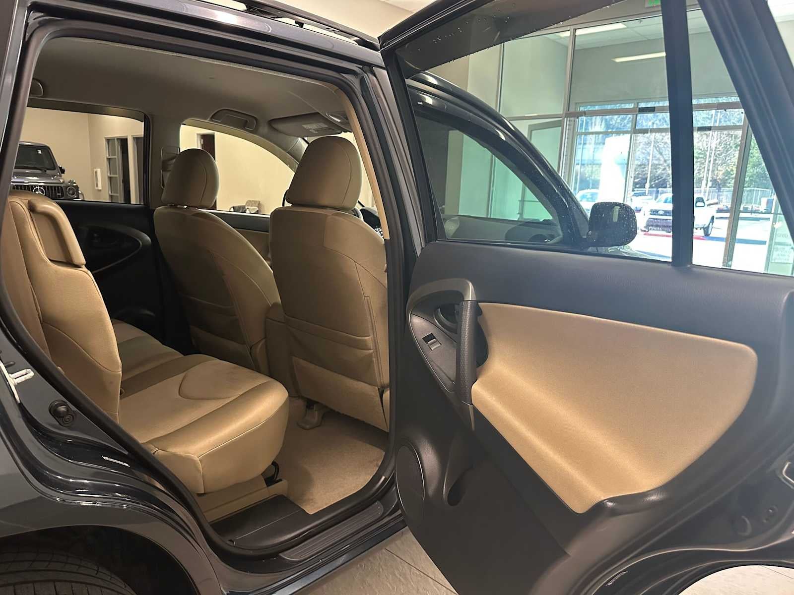 2009 Toyota RAV4 FWD 4dr 4-cyl 4-Spd AT (Natl)