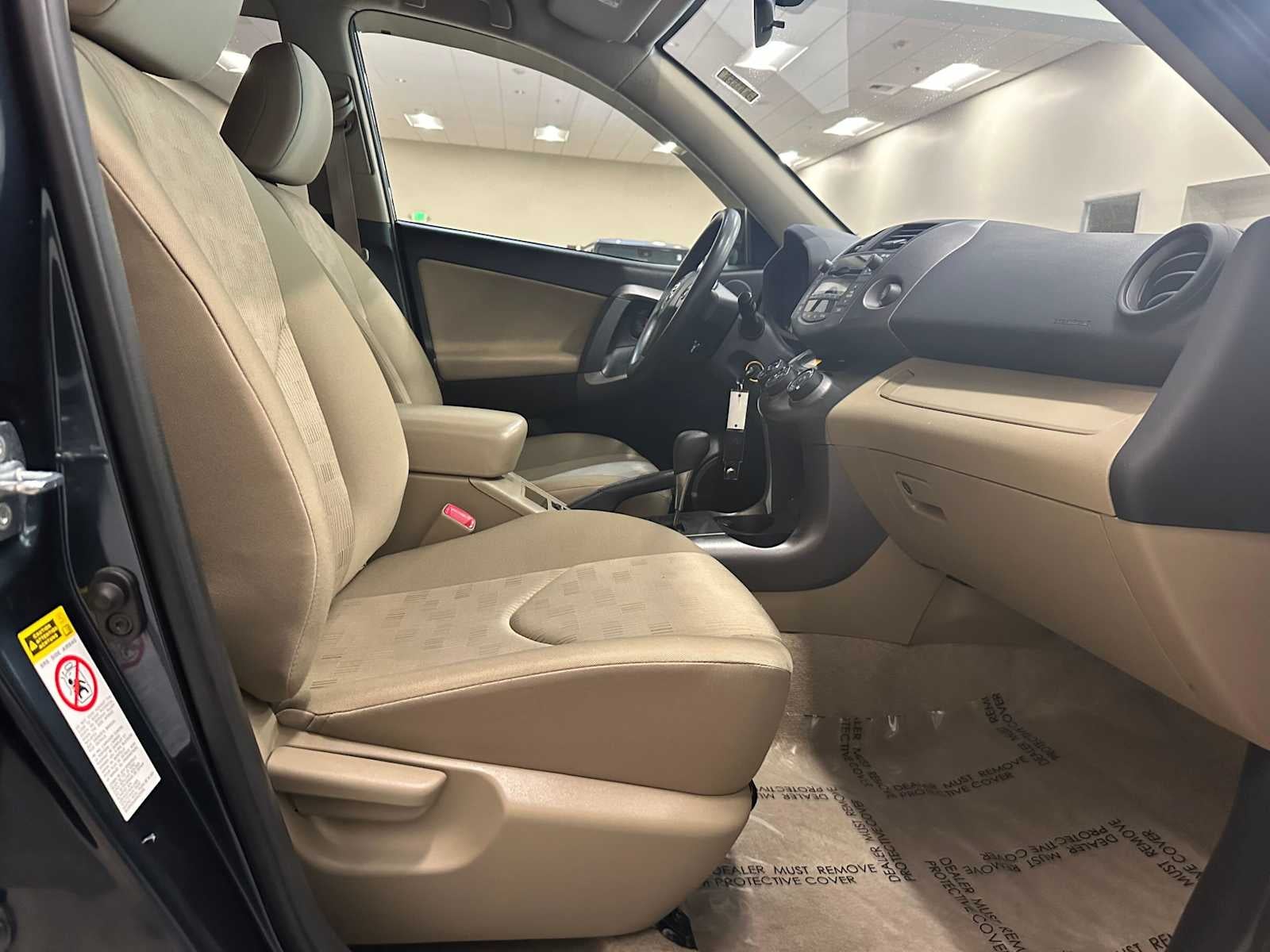 2009 Toyota RAV4 FWD 4dr 4-cyl 4-Spd AT (Natl)