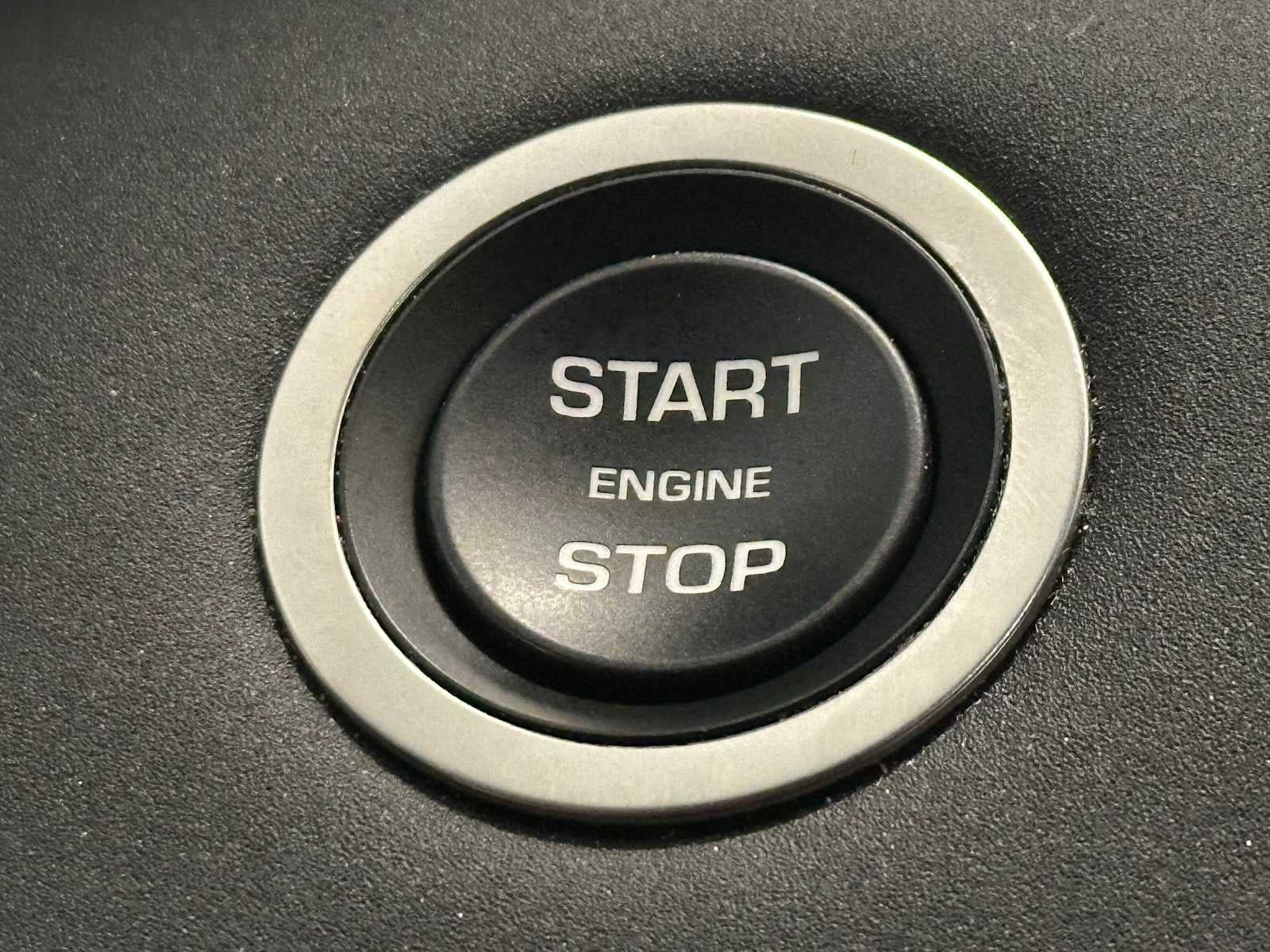 2025 Land Rover Range Rover Evoque Core S