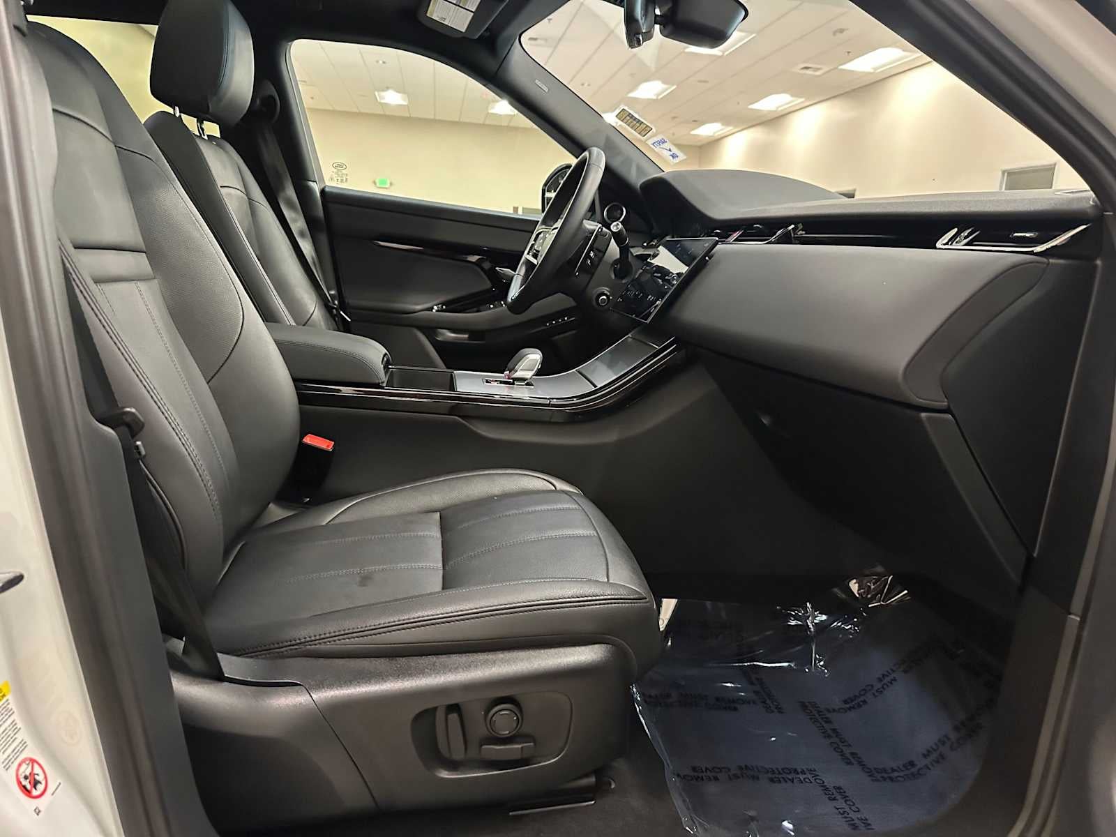 2025 Land Rover Range Rover Evoque Core S