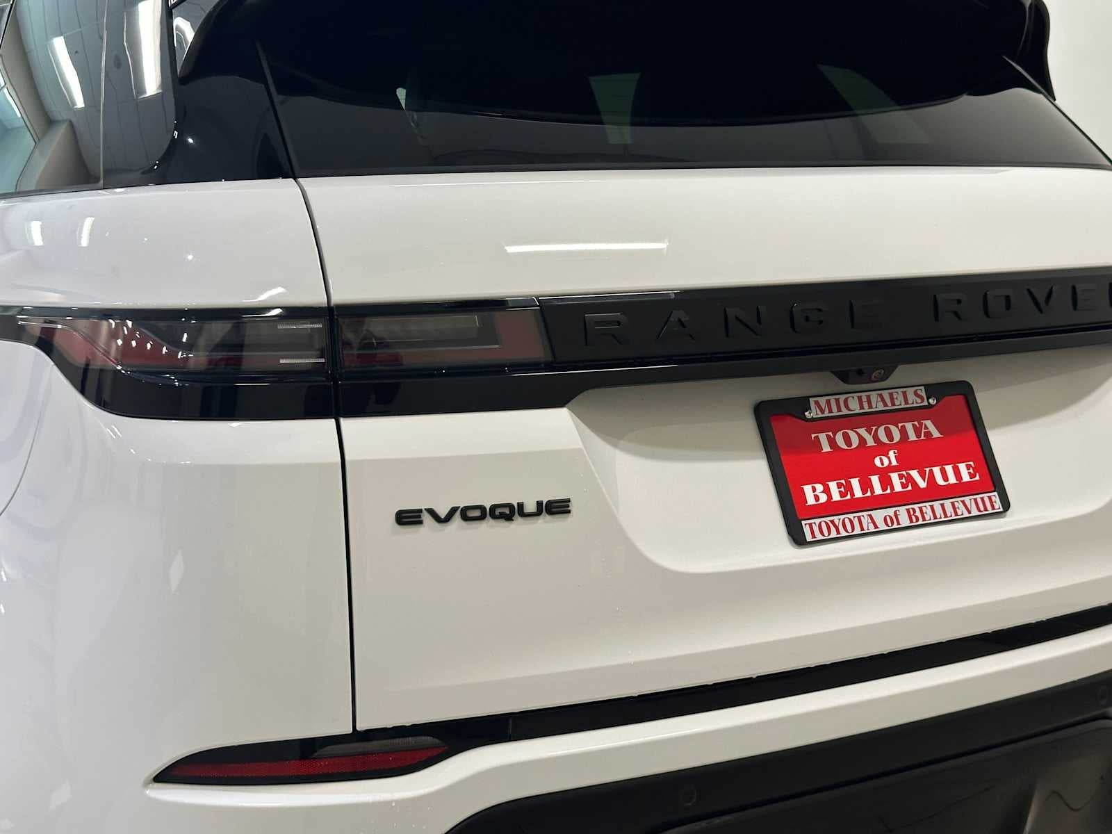 2025 Land Rover Range Rover Evoque Core S