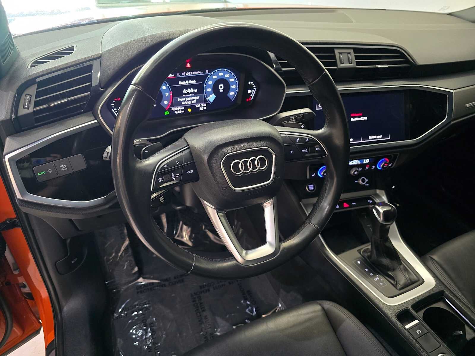 2023 Audi Q3 S line Premium