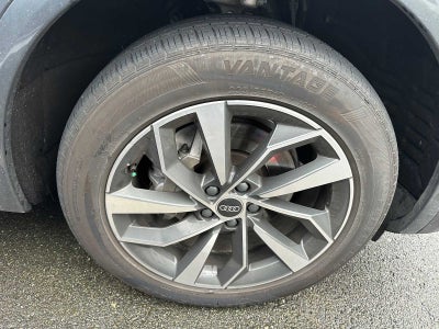 2022 Audi Q5 S line Premium Plus