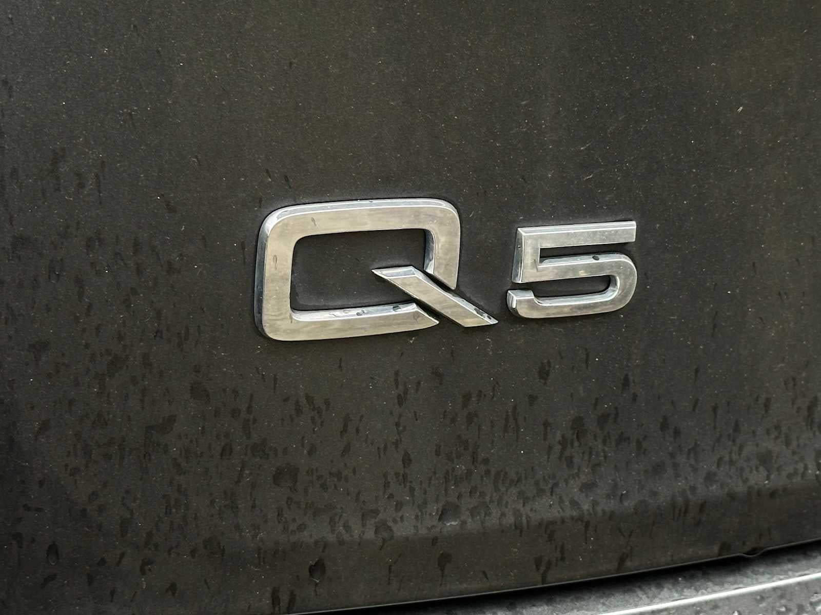 2022 Audi Q5 S line Premium Plus