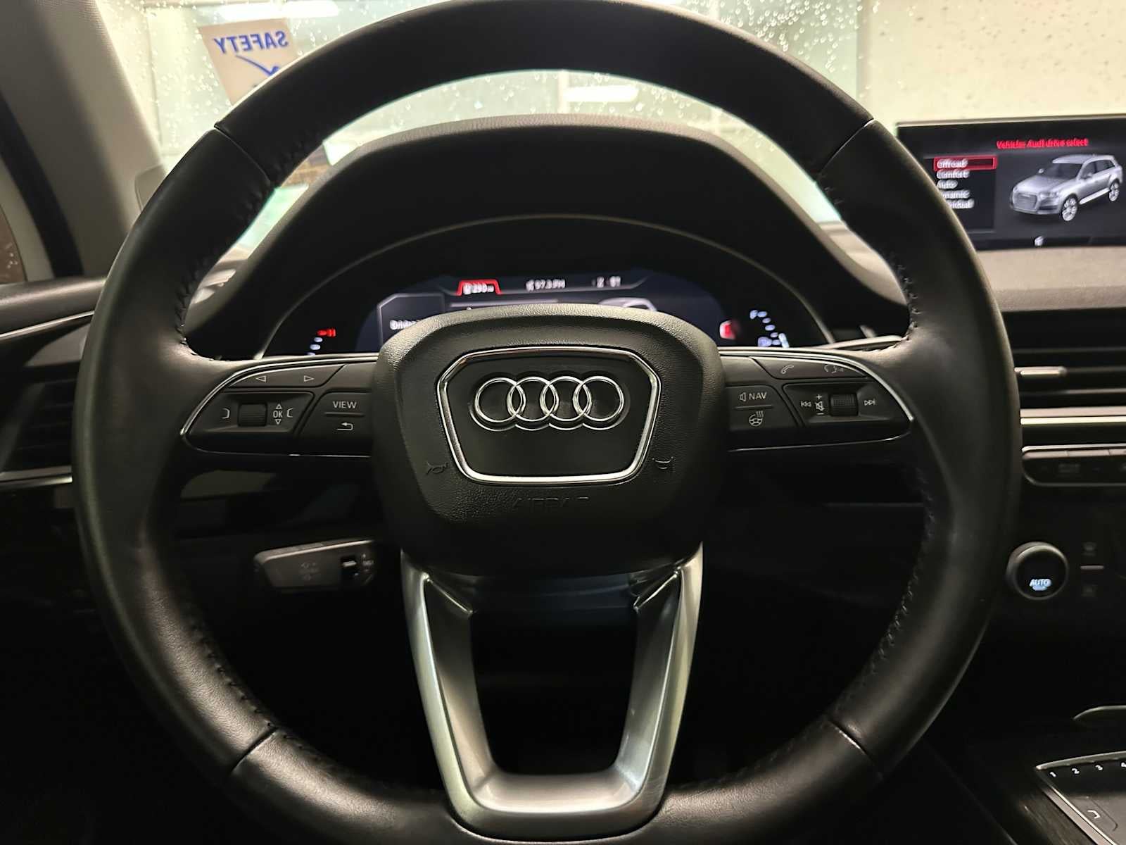 2018 Audi Q7 Premium Plus