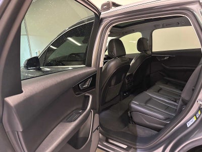 2018 Audi Q7 Premium Plus
