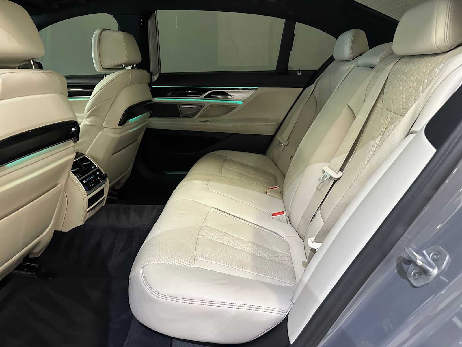 2021 BMW 750i xDrive 750i xDrive