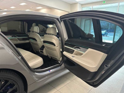 2021 BMW 750i xDrive 750i xDrive