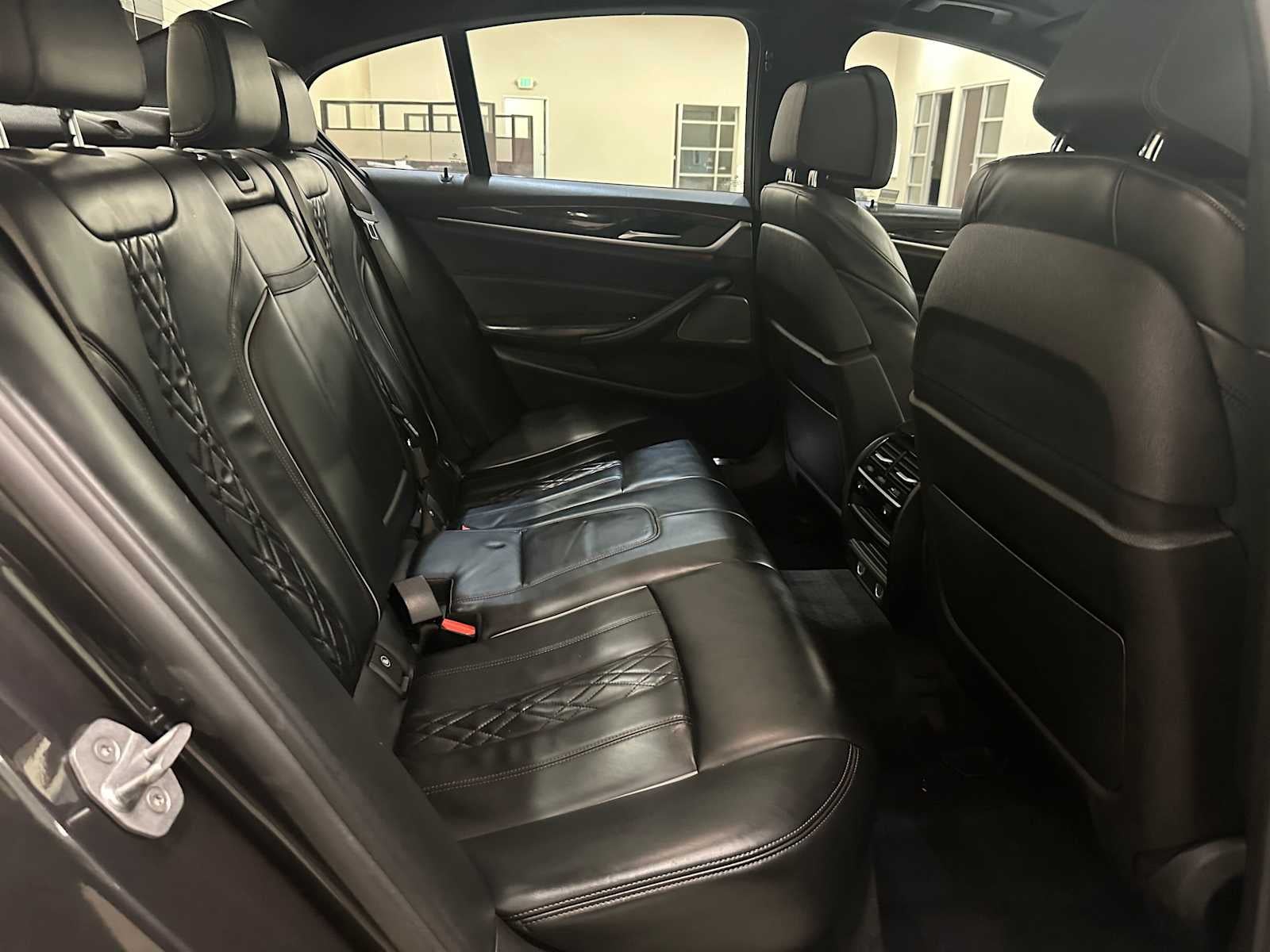 2018 BMW 5 Series M550i xDrive